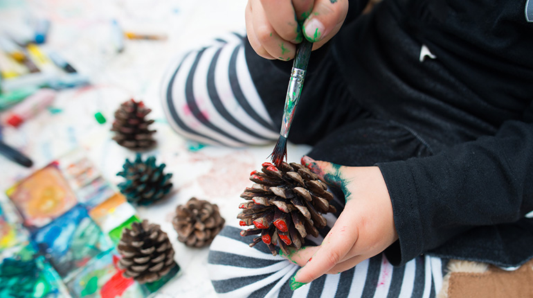 Coloriages, bricolages, recettes de Noël pour les enfants