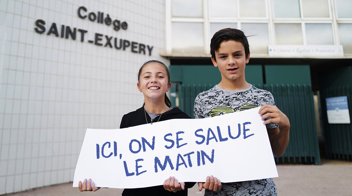 “Total respect dans mon collège”, Okapi n°1103, 1er janvier 2020. Texte : Sandrine Pouverreau. © Yann Coatsaliou/AFP.