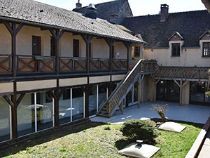 Loisirs Guédelon - Restau-hôtel