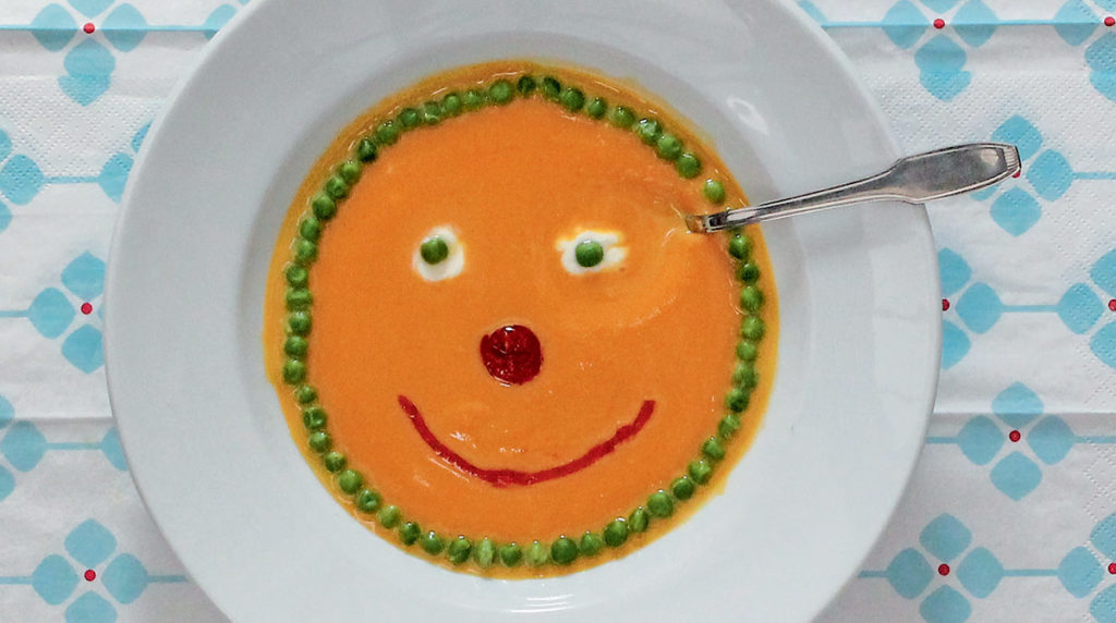 “Soupe de Popiron”, supplément pour les parents du magazine Popi n°315, novembre 2012. Conception : Anne Chiumino. Photo : Émile Chiumino.