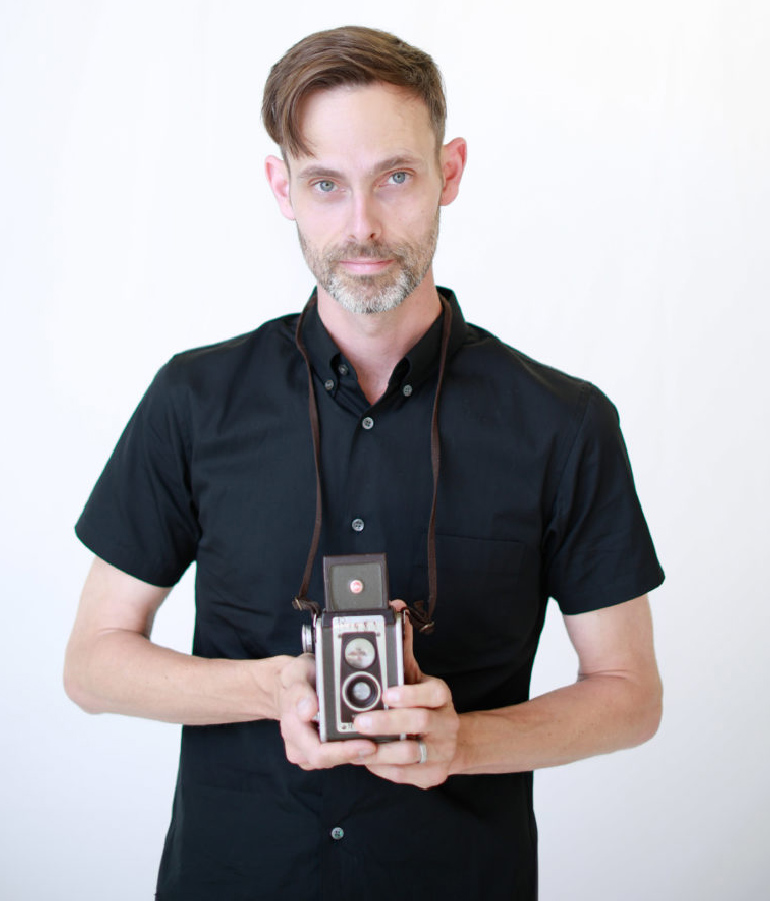 Portrait de Ransom Riggs réalisé à l'occasion des 30 ans de Bayard Éditions Jeunesse