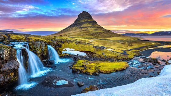 <span class='date_loisirs'>Voyage en famille </span> Islande, la naissance du monde