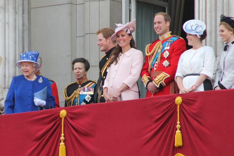 Quel est le nom de famille de la famille royale d’Angleterre ? © Carfax2/Wikipedia
