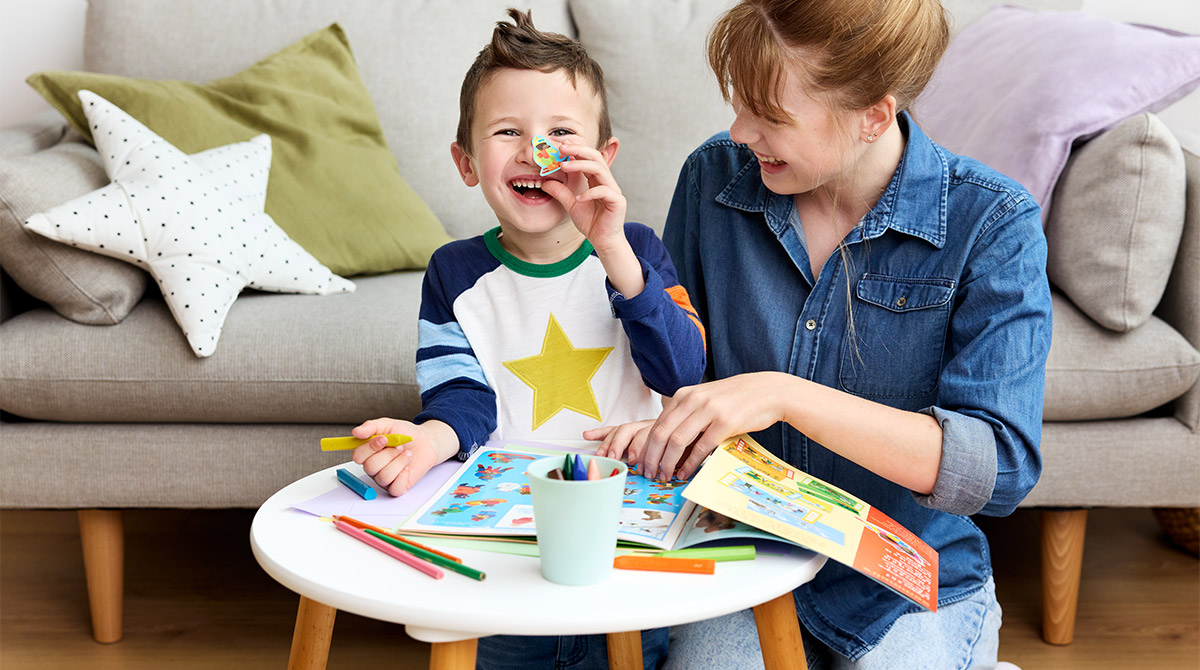 Lisa Tichané. Vos moments préférés avec leurs magazines.