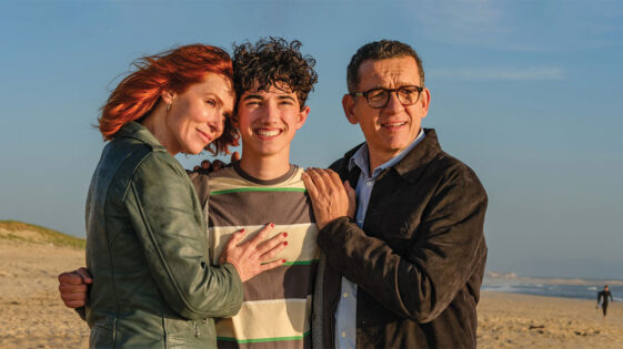 Cinéma : 10 raisons d’aller voir “Regarde”, le nouveau film avec Dany Boon et Audrey Fleurot